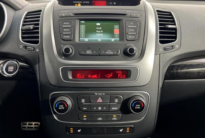 Kia Sorento II Рестайлинг с пробегом 2014 года, цена 2 390 000 рублей, 44043 км, внедорожник, Автокод Объявления