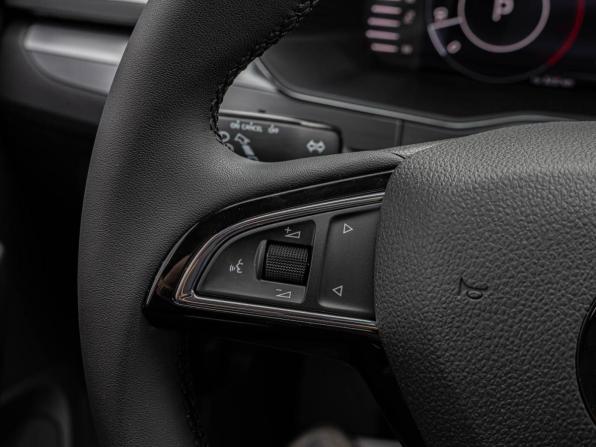 Skoda Superb III Рестайлинг с пробегом 2025 года, цена 3 180 000 рублей, 80 км, лифтбек, Автокод Объявления