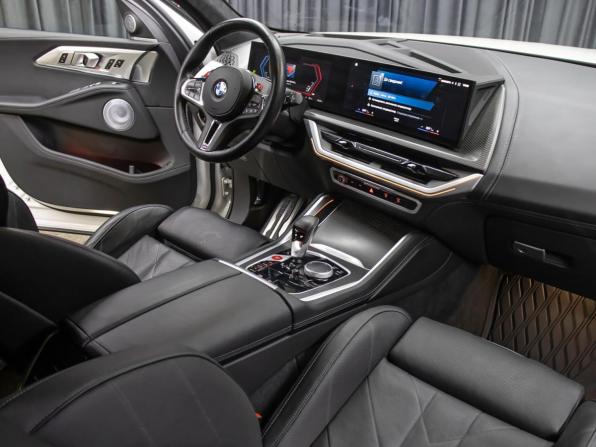 BMW XM с пробегом 2023 года, цена 16 898 000 рублей, 15850 км, внедорожник, Автокод Объявления
