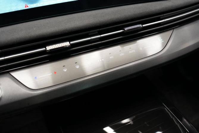 Exeed LX I Рестайлинг 2 с пробегом 2024 года, цена 2 677 000 рублей, 16381 км, внедорожник, Автокод Объявления