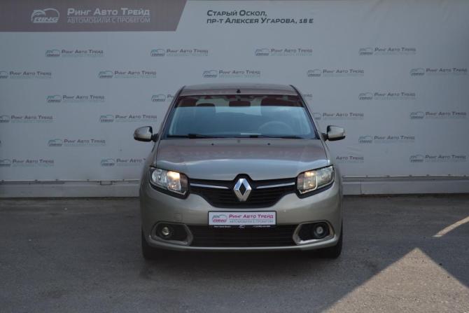 Renault Sandero II с пробегом 2015 года, цена 740 000 рублей, 135000 км, хэтчбек, Автокод Объявления
