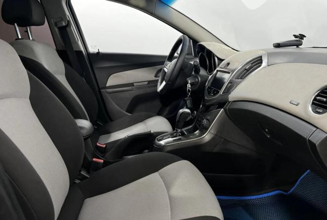Chevrolet Cruze I Рестайлинг с пробегом 2014 года, цена 740 000 рублей, 165000 км, хэтчбек, Автокод Объявления