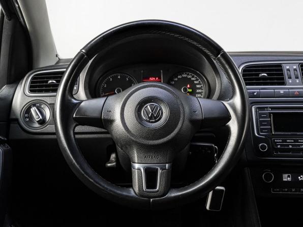 Volkswagen Polo V с пробегом 2014 года, цена 900 000 рублей, 153932 км, седан, Автокод Объявления