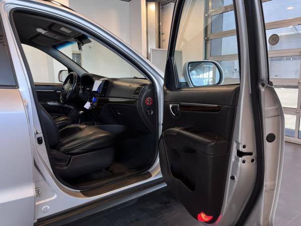Hyundai Santa Fe II Рестайлинг с пробегом 2011 года, цена 1 400 000 рублей, 259623 км, внедорожник, Автокод Объявления