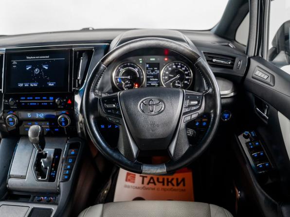 Toyota Alphard III Рестайлинг с пробегом 2018 года, цена 3 885 000 рублей, 213269 км, минивэн, Автокод Объявления
