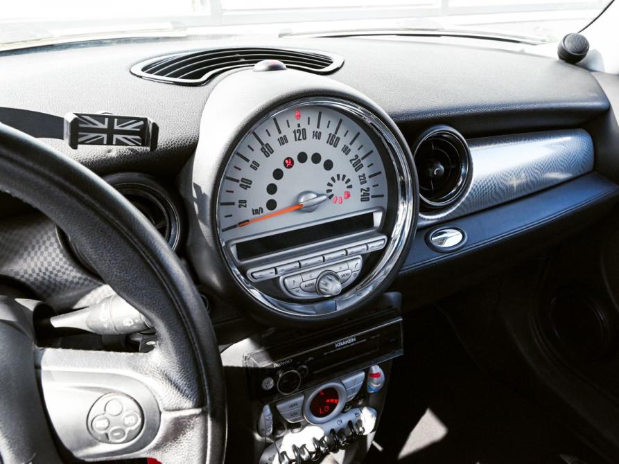 Mini Hatch II (R56) Екатеринбург  - изображение 9