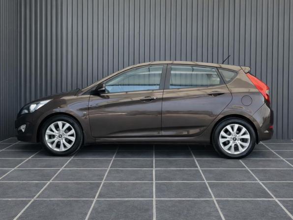 Hyundai Solaris I Рестайлинг с пробегом 2016 года, цена 1 277 000 рублей, 91336 км, хэтчбек, Автокод Объявления