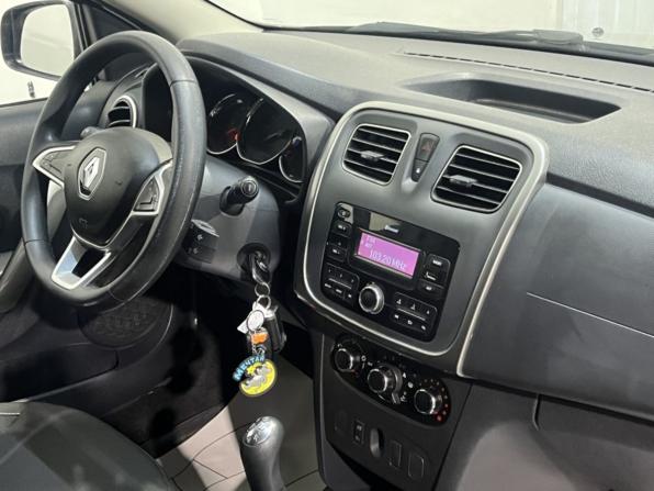 Renault Sandero II Рестайлинг с пробегом 2019 года, цена 1 266 000 рублей, 90165 км, хэтчбек, Автокод Объявления