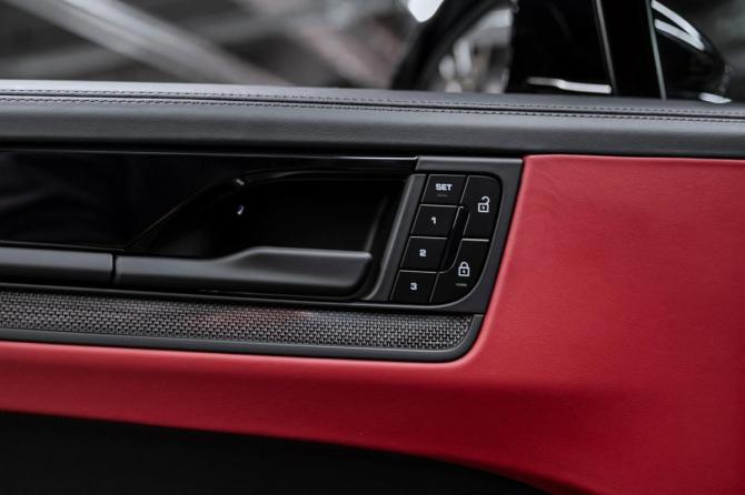 Новый Porsche Cayenne III Рестайлинг 2025 года, цена 22 700 000 рублей, внедорожник, Автокод Объявления