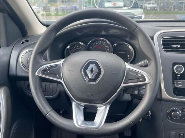 Renault Sandero II Рестайлинг с пробегом 2021 года, цена 1 350 000 рублей, 34000 км, хэтчбек, Автокод Объявления