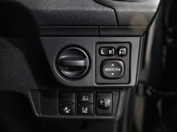 Toyota Corolla XI (E160 E170 E180) Рестайлинг 1 с пробегом 2015 года, цена 895 500 рублей, 323911 км, универсал, Автокод Объявления