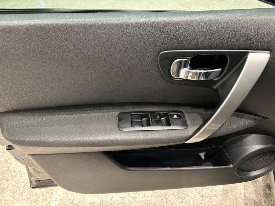 Nissan Qashqai I Рестайлинг Санкт-Петербург  - изображение 16