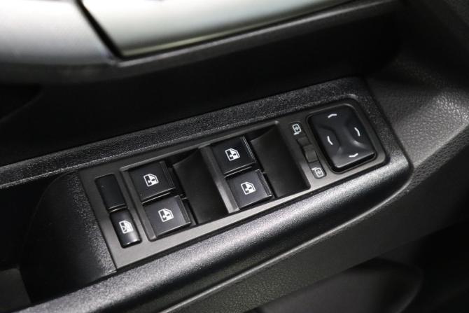 Lada (ВАЗ) Vesta I с пробегом 2020 года, цена 1 006 000 рублей, 117000 км, седан, Автокод Объявления