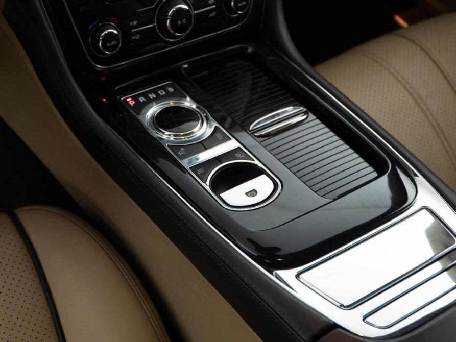 Jaguar XJ IV (X351) Москва  - изображение 20