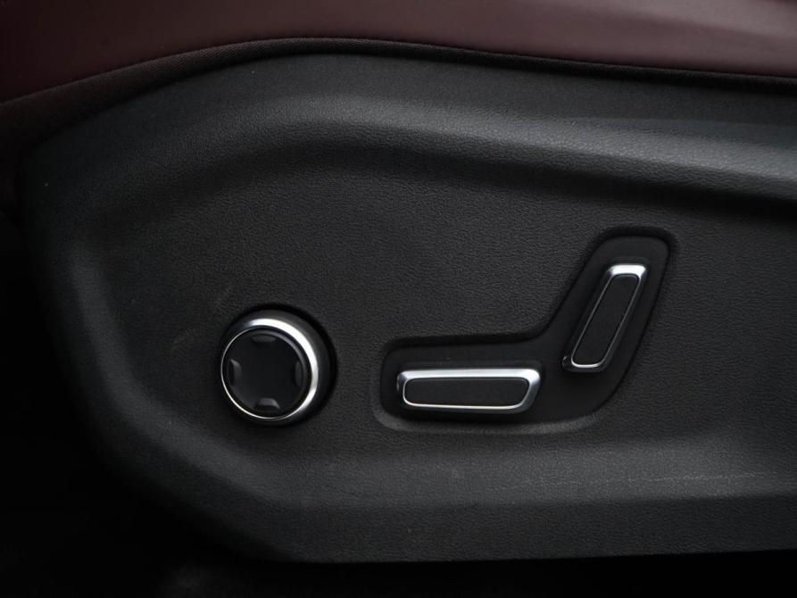 Geely Monjaro I Москва  - изображение 18