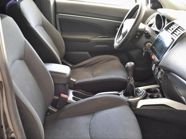 Mitsubishi ASX I с пробегом 2011 года, цена 935 000 рублей, 215649 км, внедорожник, Автокод Объявления
