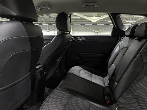 Kia Ceed III с пробегом 2019 года, цена 1 770 000 рублей, 113458 км, универсал, Автокод Объявления