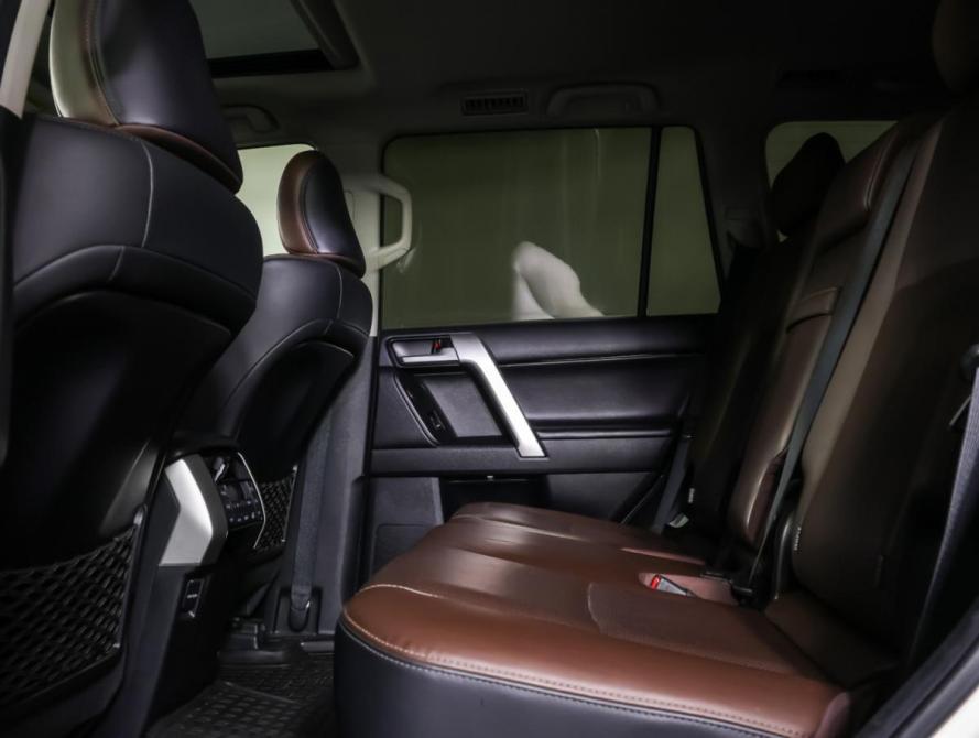 Toyota Land Cruiser Prado 150 Series Рестайлинг 2 Москва  - изображение 11