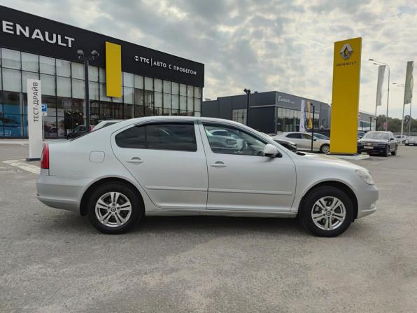 Skoda Octavia II (A5) Рестайлинг с пробегом 2011 года, цена 620 000 рублей, 264712 км, лифтбек, Автокод Объявления