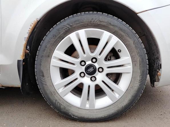 Ford Focus II Рестайлинг с пробегом 2011 года, цена 509 800 рублей, 189925 км, седан, Автокод Объявления