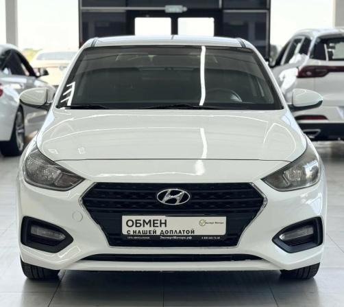 Hyundai Solaris II с пробегом 2017 года, цена 1 099 000 рублей, 98000 км, седан, Автокод Объявления