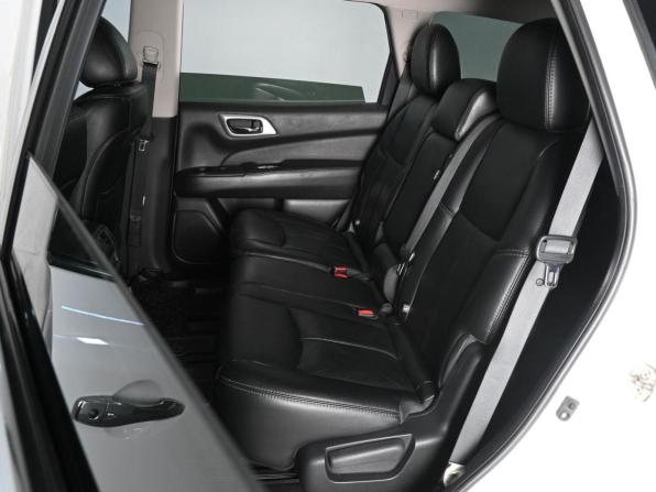 Nissan Pathfinder IV с пробегом 2016 года, цена 1 999 000 рублей, 113915 км, внедорожник, Автокод Объявления