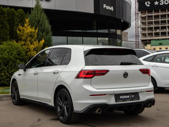 Volkswagen Golf VIII с пробегом 2021 года, цена 2 528 000 рублей, 26641 км, хэтчбек, Автокод Объявления