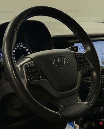 Hyundai Solaris II с пробегом 2019 года, цена 1 125 000 рублей, 221944 км, седан, Автокод Объявления