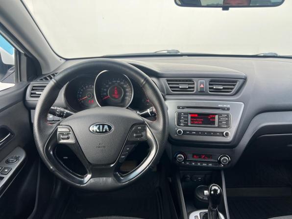 Kia Rio III Рестайлинг с пробегом 2015 года, цена 1 048 000 рублей, 166000 км, седан, Автокод Объявления