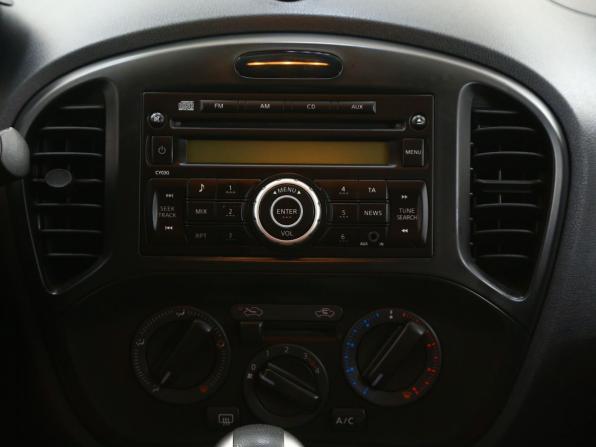 Nissan Juke I Рестайлинг с пробегом 2015 года, цена 1 195 000 рублей, 70400 км, внедорожник, Автокод Объявления