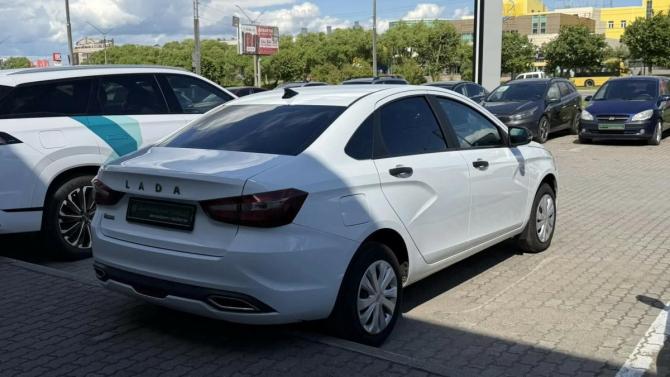 Lada (ВАЗ) Vesta I Рестайлинг (NG) с пробегом 2023 года, цена 1 311 000 рублей, 30920 км, седан, Автокод Объявления