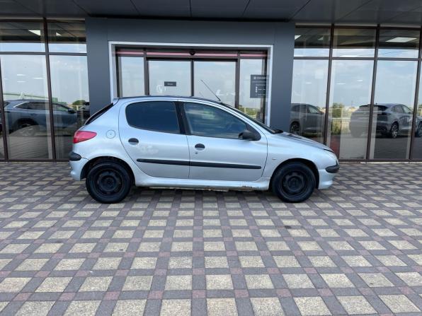 Peugeot 206 с пробегом 2001 года, цена 200 000 рублей, 215574 км, хэтчбек, Автокод Объявления