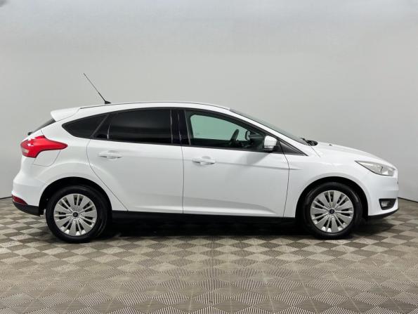 Ford Focus III с пробегом 2015 года, цена 985 000 рублей, 109050 км, хэтчбек, Автокод Объявления