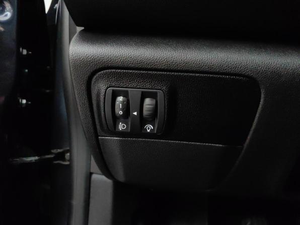 Renault Megane IV Рестайлинг с пробегом 2021 года, цена 1 599 000 рублей, 138238 км, универсал, Автокод Объявления