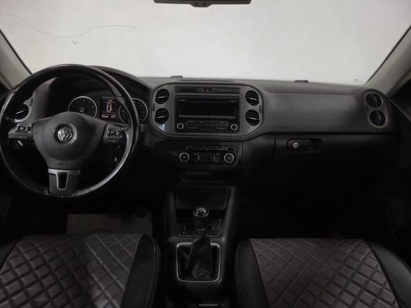 Volkswagen Tiguan I Рестайлинг с пробегом 2012 года, цена 1 000 000 рублей, 195948 км, внедорожник, Автокод Объявления