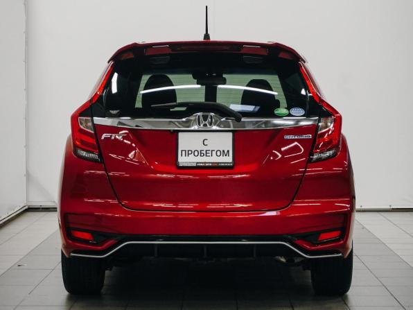 Honda Fit III Рестайлинг с пробегом 2017 года, цена 1 079 000 рублей, 149751 км, хэтчбек, Автокод Объявления