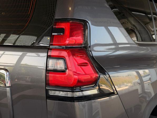 Toyota Land Cruiser Prado 150 Series Рестайлинг 2 с пробегом 2018 года, цена 5 650 000 рублей, 73873 км, внедорожник, Автокод Объявления