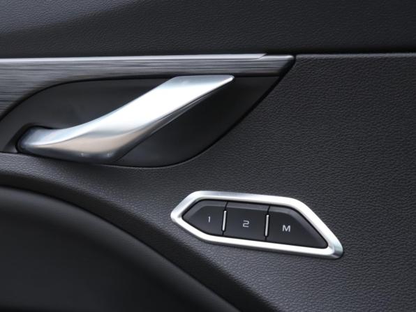 Geely Tugella I Рестайлинг с пробегом 2023 года, цена 2 950 000 рублей, 44193 км, внедорожник, Автокод Объявления