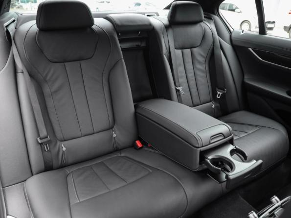 BMW 7 серии VI (G11/G12) Рестайлинг с пробегом 2019 года, цена 5 290 000 рублей, 93275 км, седан, Автокод Объявления