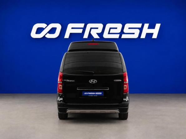 Hyundai Grand Starex I Рестайлинг 2 с пробегом 2018 года, цена 4 677 895 рублей, 158707 км, минивэн, Автокод Объявления