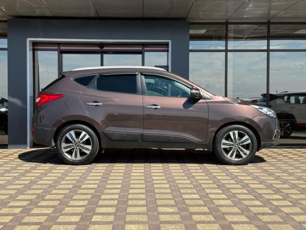 Hyundai ix35 I Рестайлинг с пробегом 2015 года, цена 1 315 000 рублей, 177000 км, внедорожник, Автокод Объявления