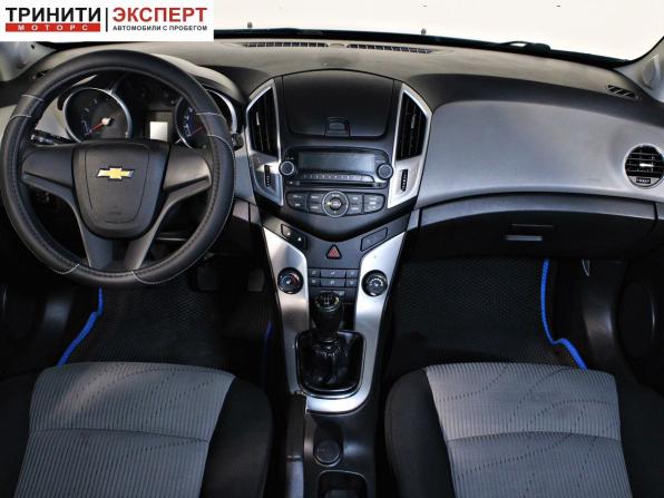 Chevrolet Cruze I Рестайлинг с пробегом 2013 года, цена 757 000 рублей, 222271 км, хэтчбек, Автокод Объявления