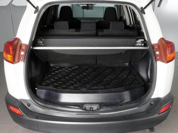 Toyota RAV4 IV (XA40) с пробегом 2015 года, цена 2 190 000 рублей, 77723 км, внедорожник, Автокод Объявления