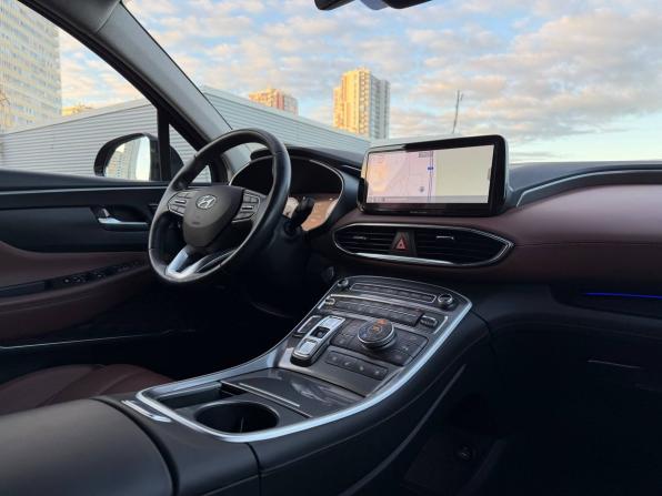 Hyundai Santa Fe IV Рестайлинг с пробегом 2022 года, цена 3 150 000 рублей, 134000 км, внедорожник, Автокод Объявления
