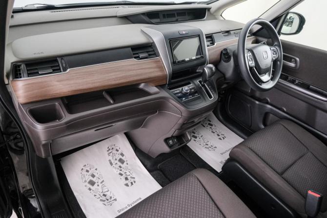 Honda Freed II Рестайлинг с пробегом 2020 года, цена 1 649 000 рублей, 121000 км, компактвэн, Автокод Объявления