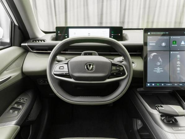 Changan Lamore с пробегом 2023 года, цена 2 120 000 рублей, 22060 км, седан, Автокод Объявления
