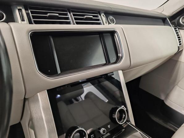 Land Rover Range Rover IV с пробегом 2014 года, цена 2 400 000 рублей, 220267 км, внедорожник, Автокод Объявления