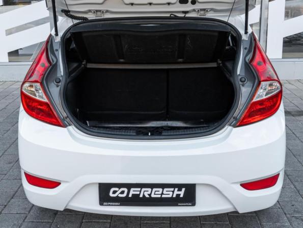 Hyundai Solaris I с пробегом 2014 года, цена 927 000 рублей, 139634 км, хэтчбек, Автокод Объявления