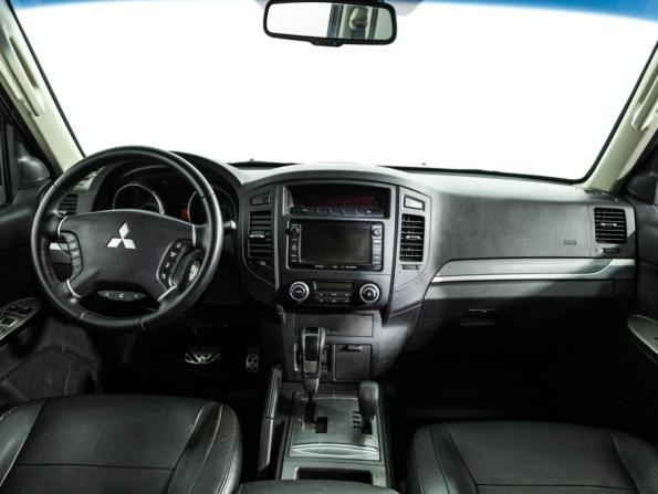 Mitsubishi Pajero IV Рестайлинг 1 с пробегом 2013 года, цена 1 889 585 рублей, 220000 км, внедорожник, Автокод Объявления