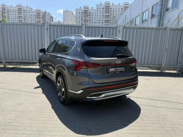 Hyundai Santa Fe IV Рестайлинг с пробегом 2021 года, цена 3 399 000 рублей, 110800 км, внедорожник, Автокод Объявления